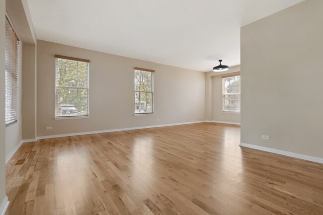 Building Photo - 1224 Tiffany Ct