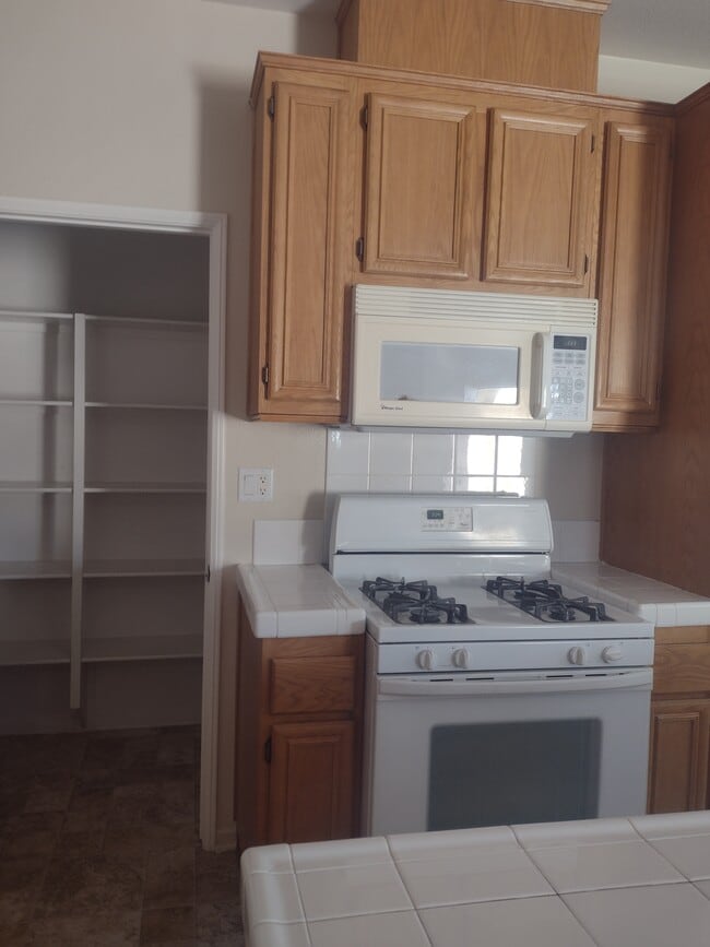 Building Photo - 8256 Triplett Ln