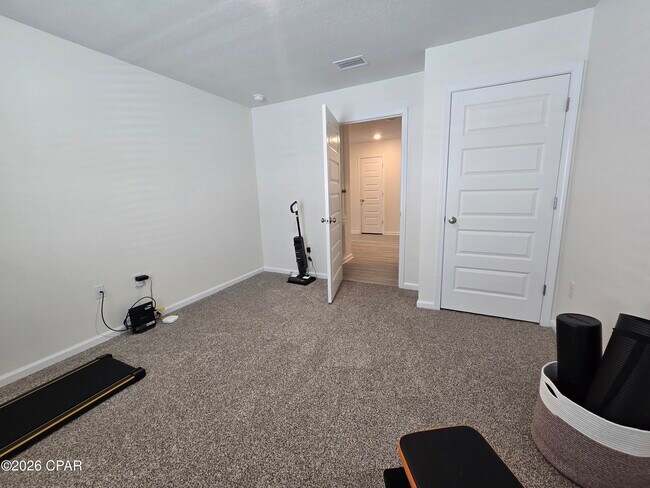 Building Photo - 6617 Slabinski Ln