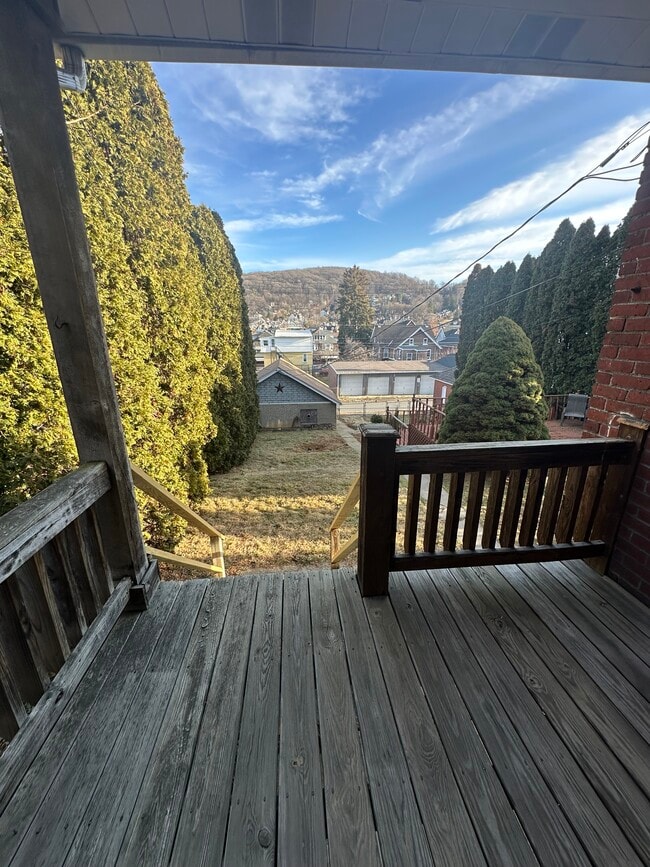 Building Photo - 1050 Delaware Ave