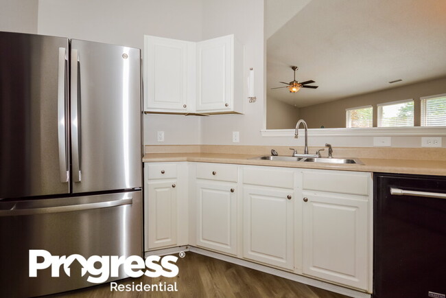 Building Photo - 6277 Cascade Cir
