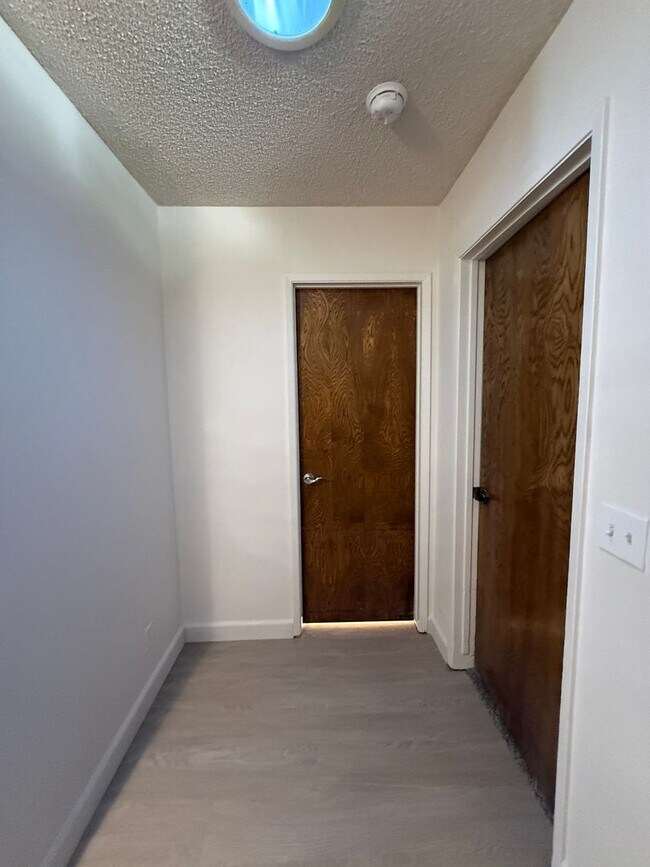 Building Photo - Orcutt Single Story Condo in The Gated Community of Creekridge Villas