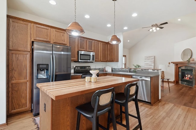 Building Photo - 4813 Sawyers Dr