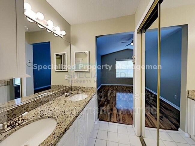 Building Photo - 805 W Smith St