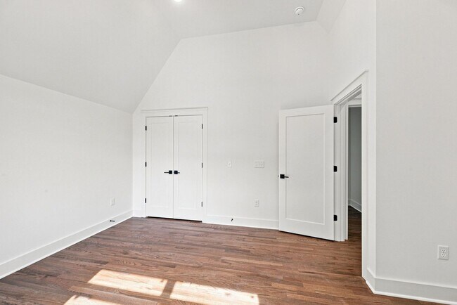 Building Photo - 508 Waycross Dr