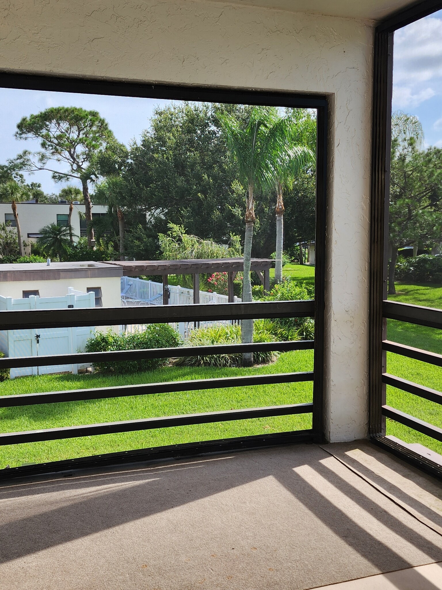 Corner Covered Patio near pool - 3546 Richwood Link