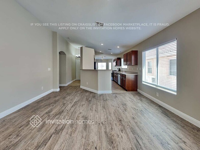 Building Photo - 2763 Bridleton Ave