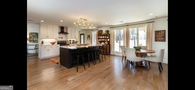 Building Photo - 5734 Wills Wood Cir