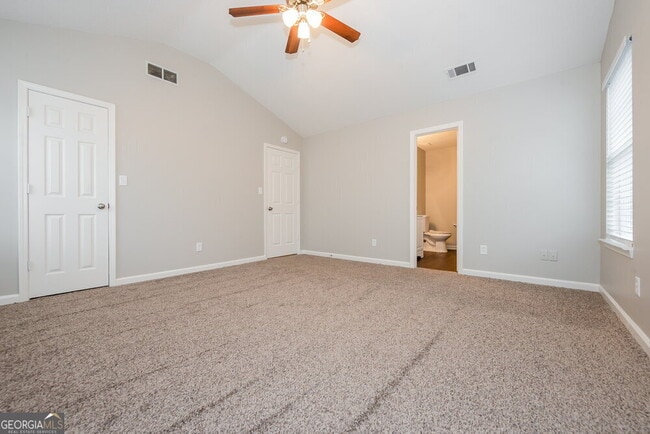 Building Photo - 338 Brookside Dr