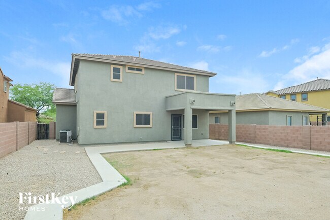 Building Photo - 12841 N Fox Hollow Dr