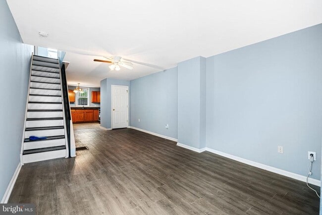 Primary Photo - 2035 Watkins St