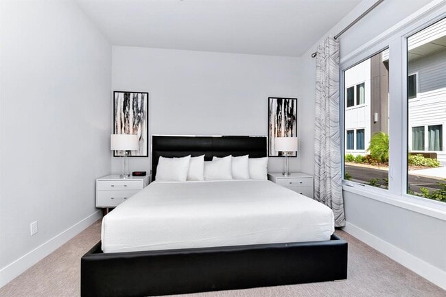 Building Photo - 7770 Sandy Ridge Dr