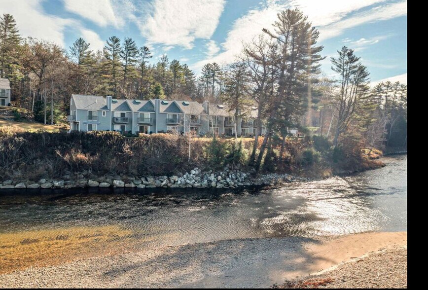 Building Photo - 56 Mountain River Ave