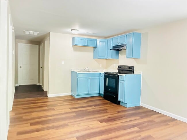 Building Photo - 506 Bonny St