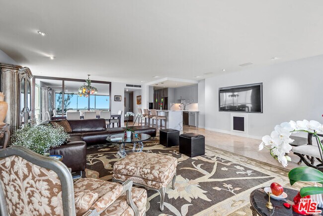 Building Photo - 2222 Ave of the Stars