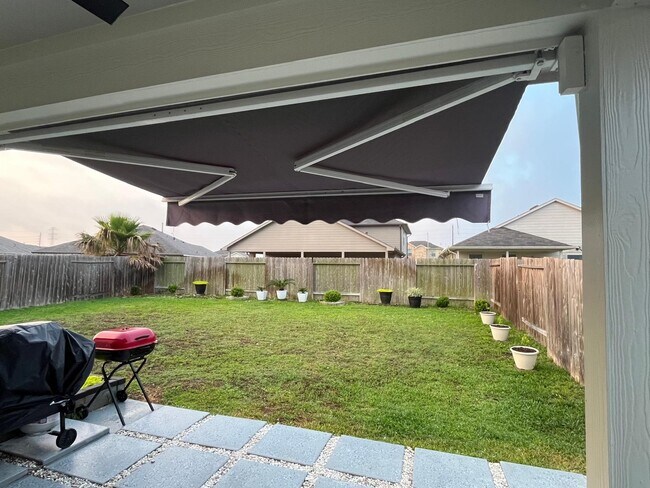 Building Photo - 22623 Theodoli Dr