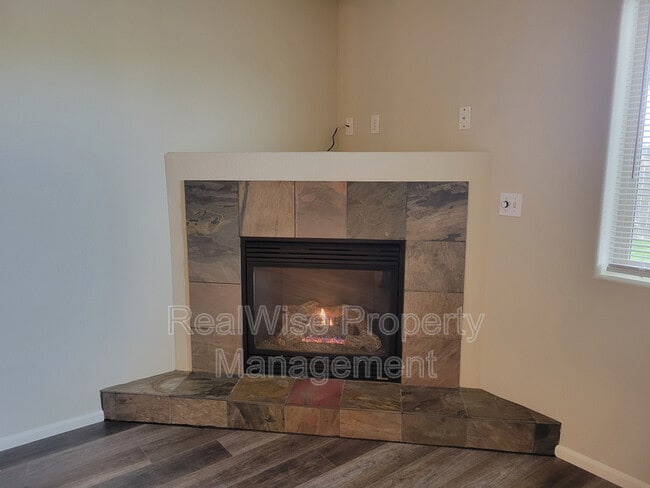 Building Photo - 2464 SW Timber View Ct