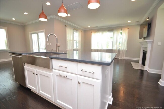 Building Photo - 977 Bristol Bridge Dr