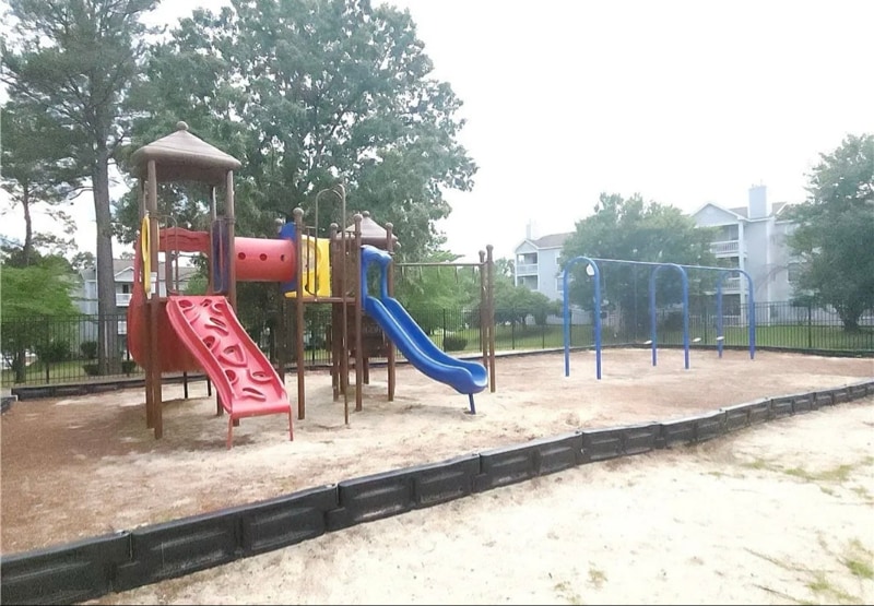 Building Photo - 201 Waterdown Dr