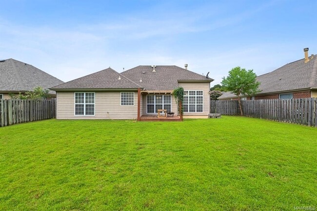 Building Photo - 3830 Claiborne Cir