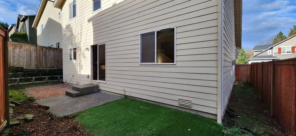 Building Photo - 2716 232nd St SE