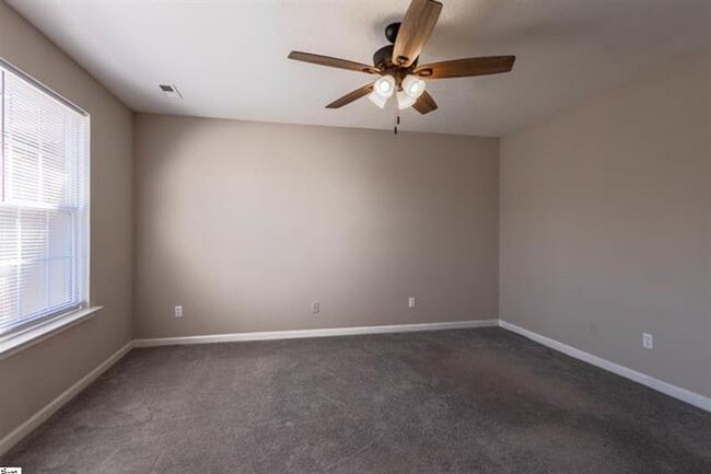 Building Photo - 3 Bed, 2 Bath Home Available in Spartanburg