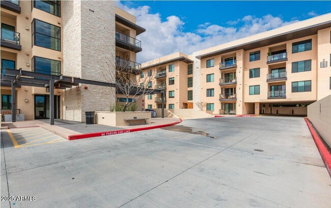 Building Photo - 7300 E Earll Dr