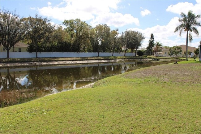 Building Photo - 4423 Useppa Dr