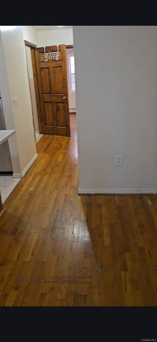 Building Photo - 127-28 103rd Rd