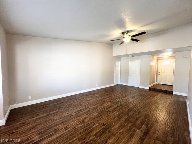 Building Photo - 6446 Meadowlark Ln