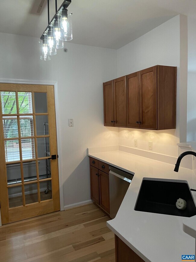 710 Walker Square 710 Walker Square Charlottesville VA 22903