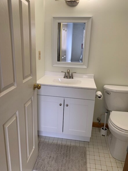 Building Photo - 2703 Mill Pond Dr