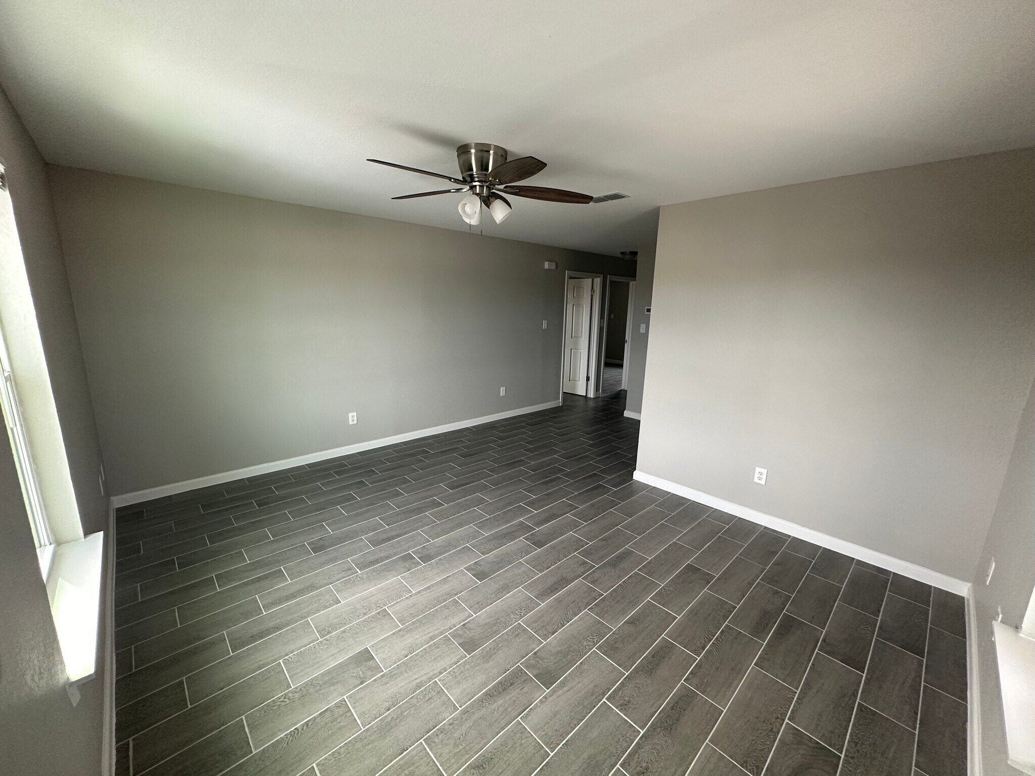 Building Photo - 101 Rockwell Way