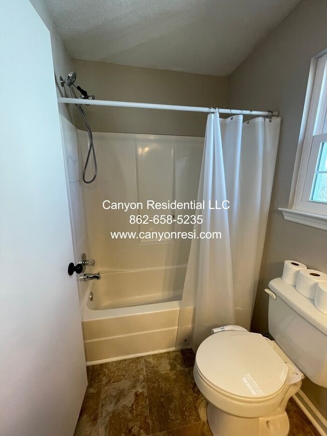 Building Photo - 14013 SW Galveston Cir