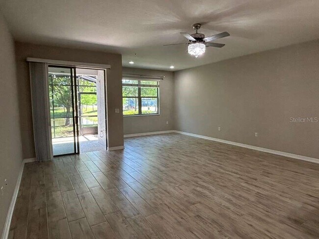 Building Photo - 204 Rustic Loop