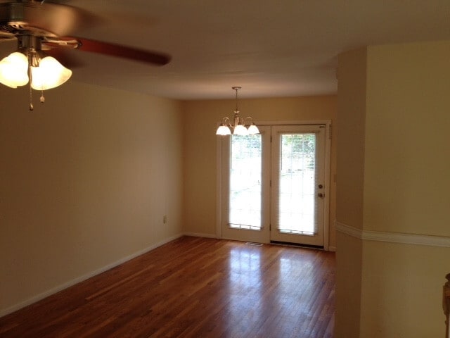 Building Photo - 7058 Manderlay Dr