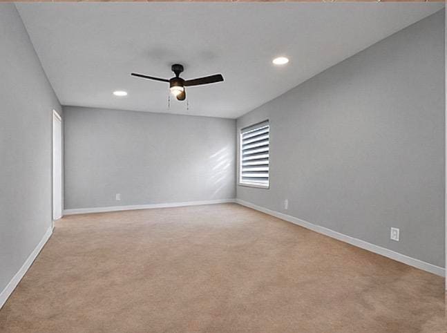 Building Photo - 6385 86th Ln