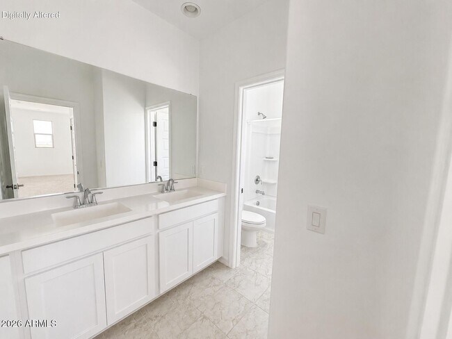 Building Photo - 14304 W Calle Lejos