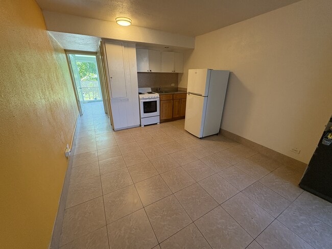 Building Photo - 2126 Lau‘ula St