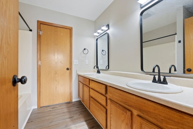 Building Photo - HALF OFF - FIRST MONTHS RENT!