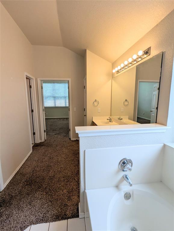 Building Photo - 2604 Southern Hills Dr
