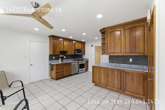 Building Photo - 14717 Flintstone Ln