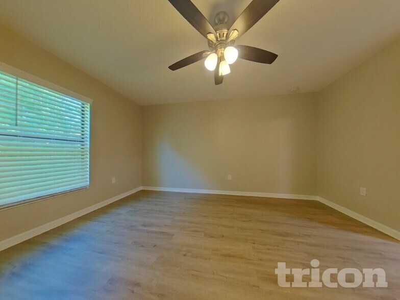 Building Photo - 2786 Flynn St