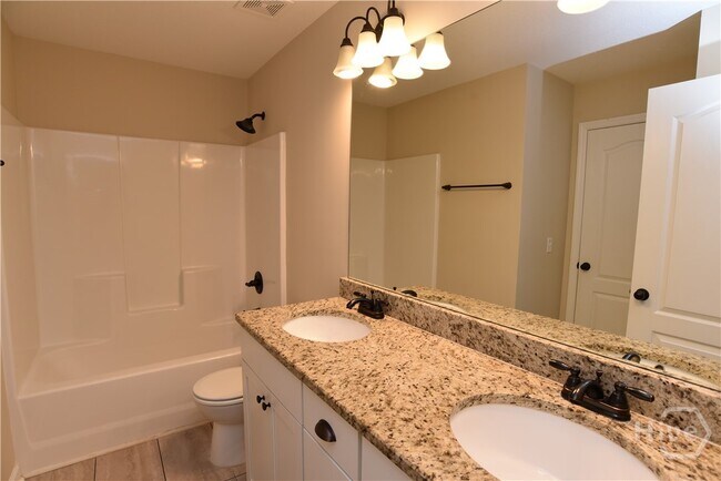 Building Photo - 215 Beckley Dr