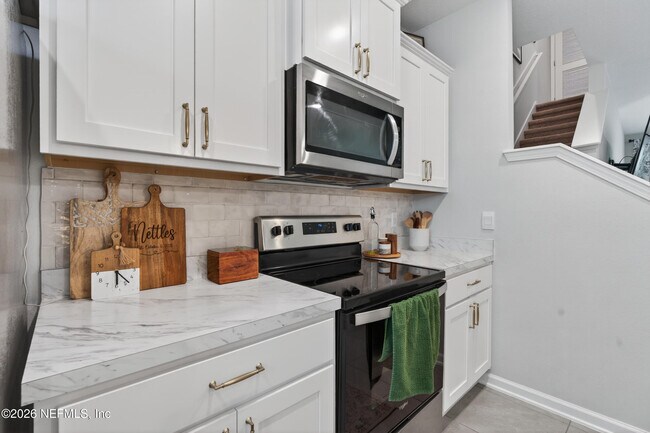 Building Photo - 4915 Nebula Ln