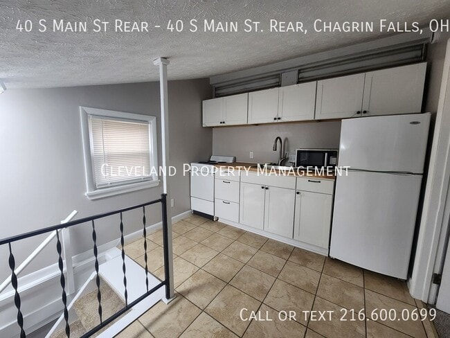 Building Photo - 40 S Main St