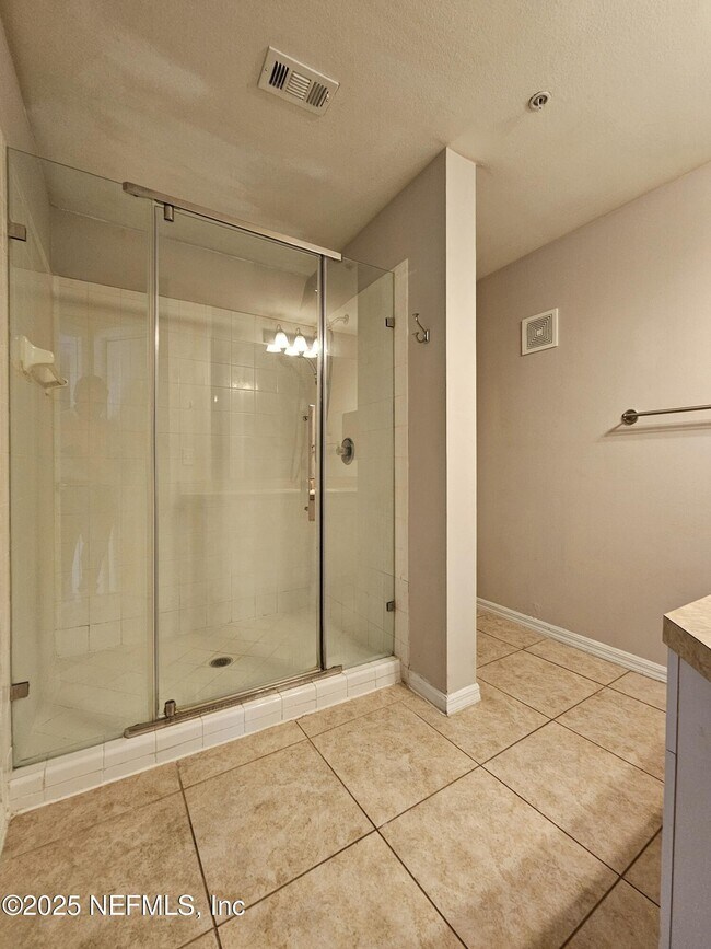 Building Photo - 3591 Kernan Blvd S