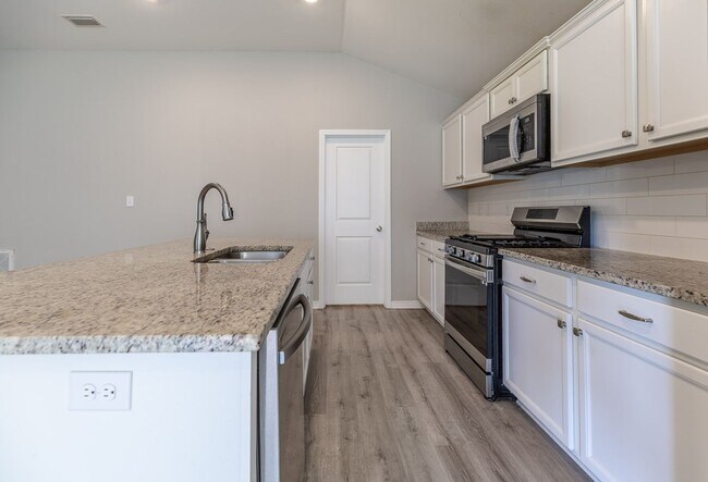 Building Photo - 13437 Antler Hl Rd