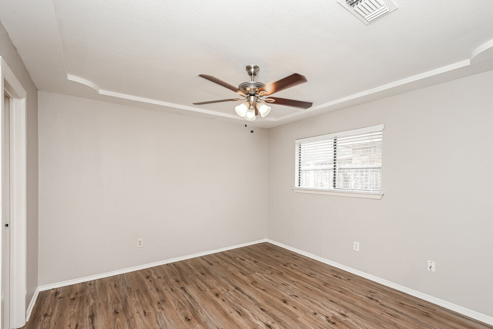 Building Photo - 428 Guadalupe Dr