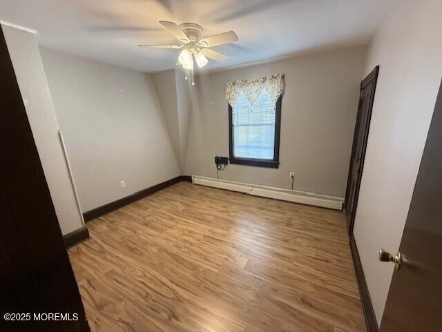 Building Photo - 304 Lareine Ave